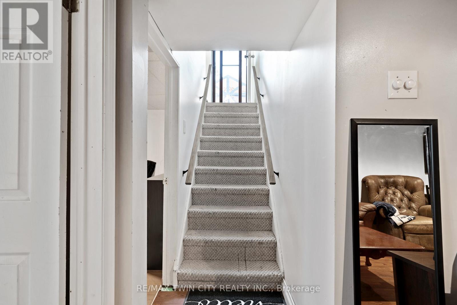 36 Hilltop Drive, Cambridge, Ontario  N1R 1T1 - Photo 15 - X13052654