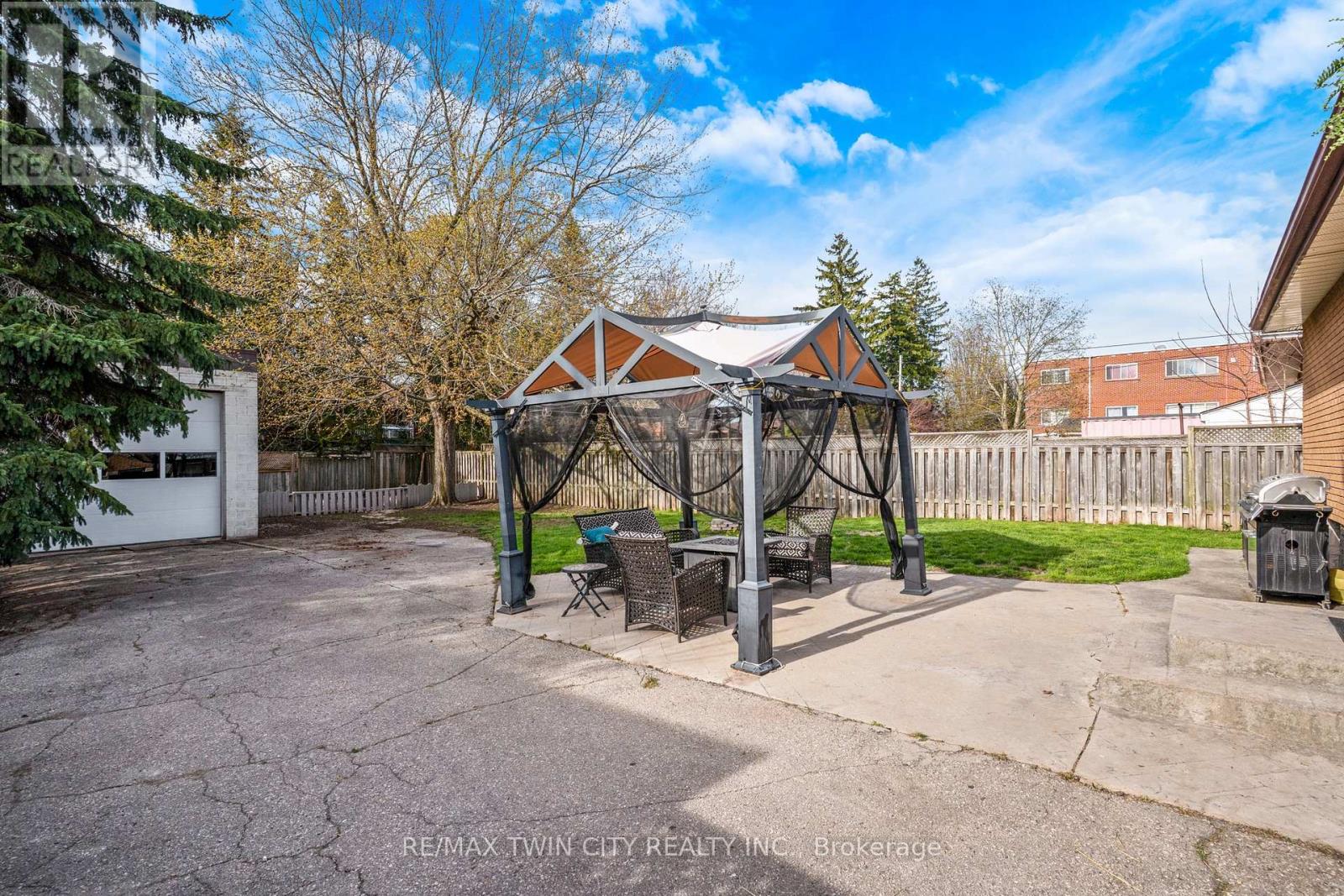 36 Hilltop Drive, Cambridge, Ontario  N1R 1T1 - Photo 27 - X13052654