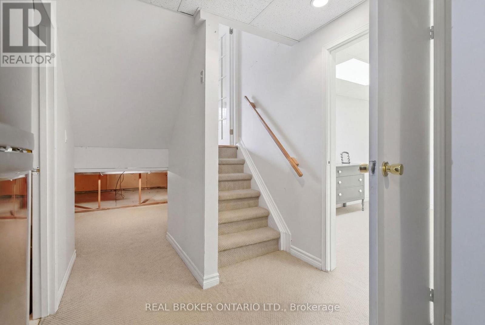 29 Melissa Crescent, Hamilton, Ontario  L9H 7C5 - Photo 35 - X13052668