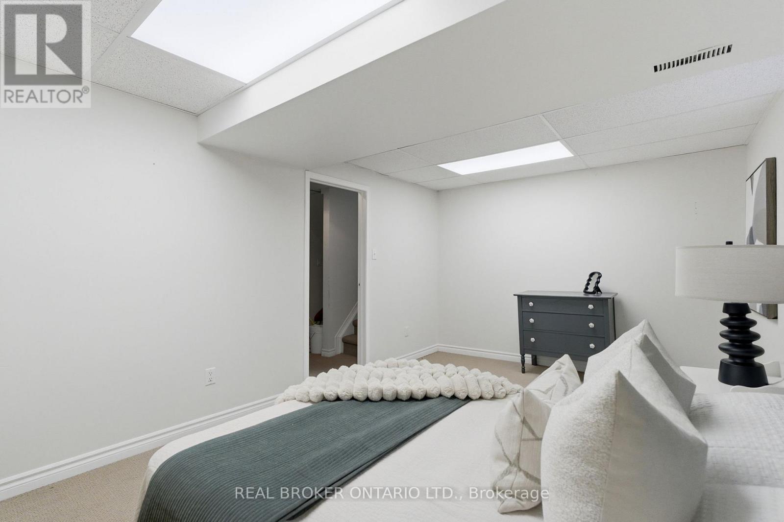 29 Melissa Crescent, Hamilton, Ontario  L9H 7C5 - Photo 38 - X13052668