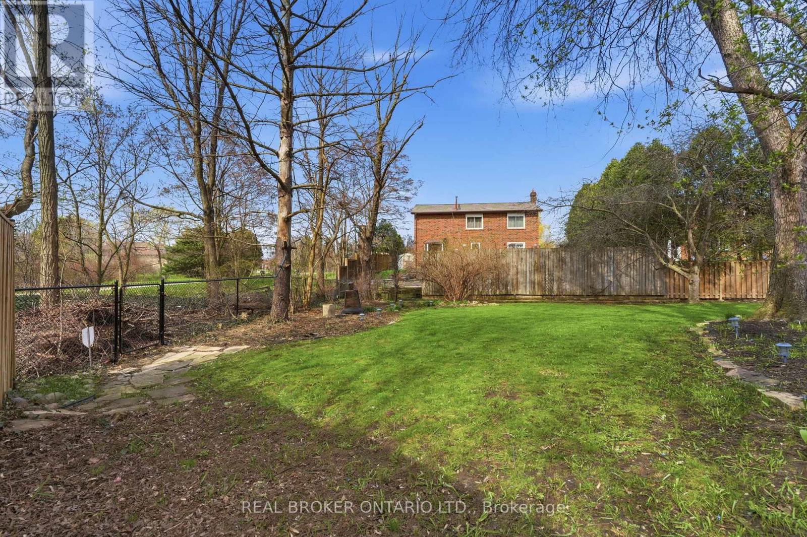 29 Melissa Crescent, Hamilton, Ontario  L9H 7C5 - Photo 44 - X13052668