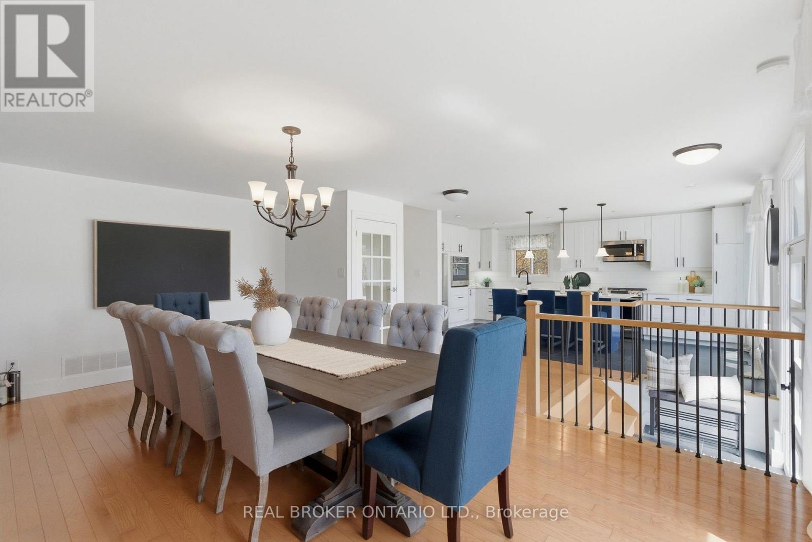 29 Melissa Crescent, Hamilton, Ontario  L9H 7C5 - Photo 7 - X13052668