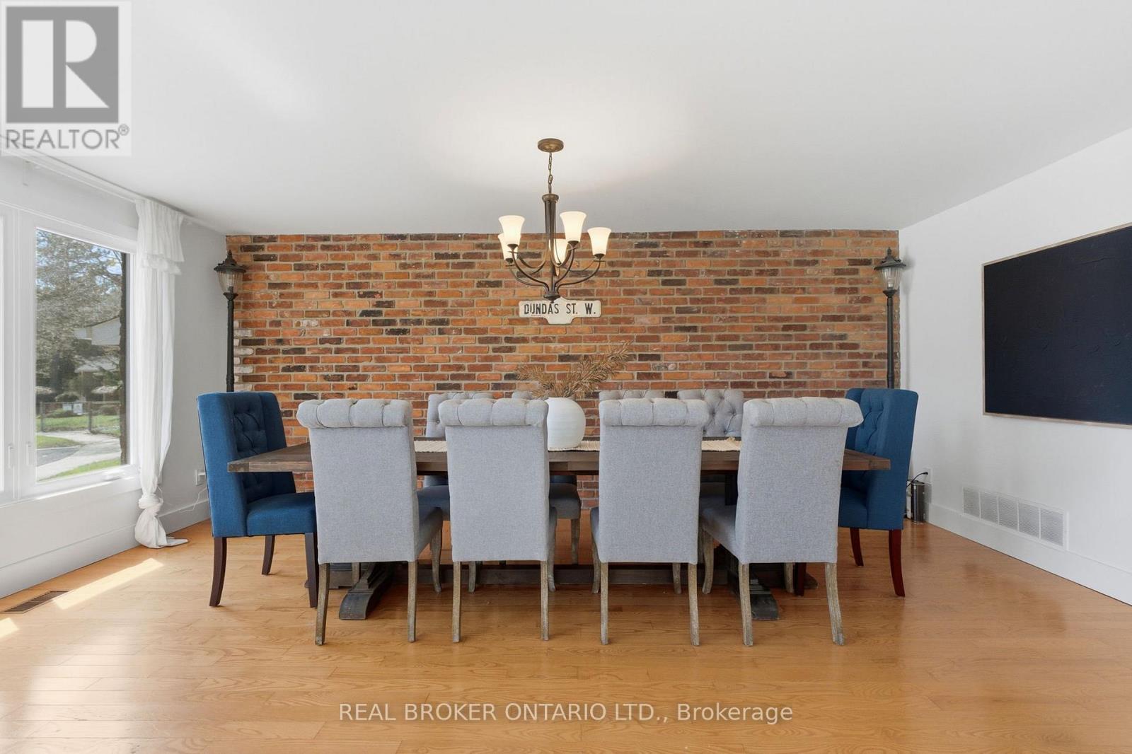 29 Melissa Crescent, Hamilton, Ontario  L9H 7C5 - Photo 8 - X13052668