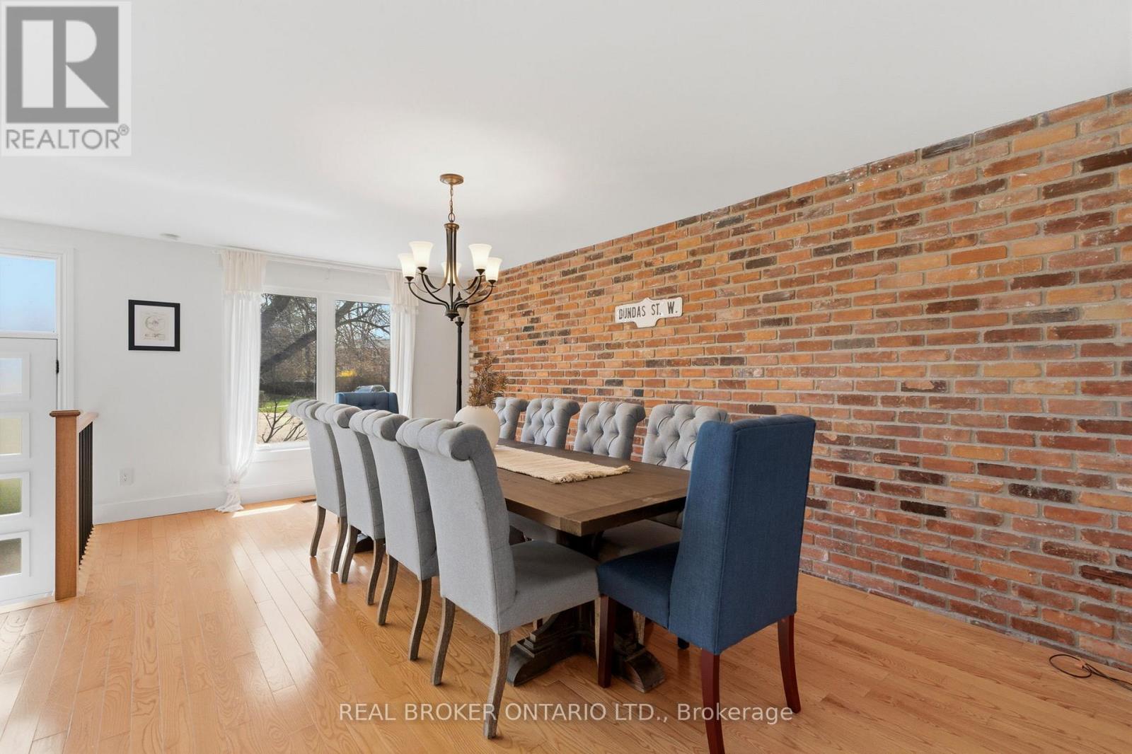 29 Melissa Crescent, Hamilton, Ontario  L9H 7C5 - Photo 9 - X13052668