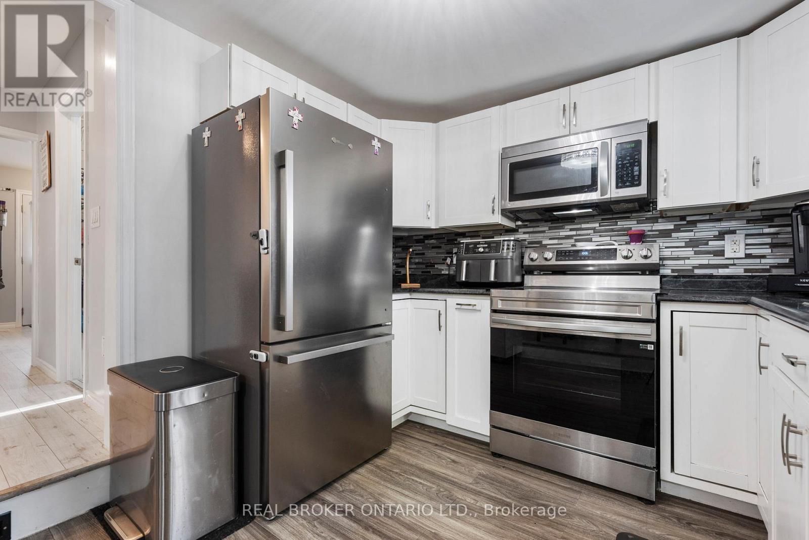 75 Dublin Street, Brantford, Ontario  N3R 2E5 - Photo 9 - X13052694