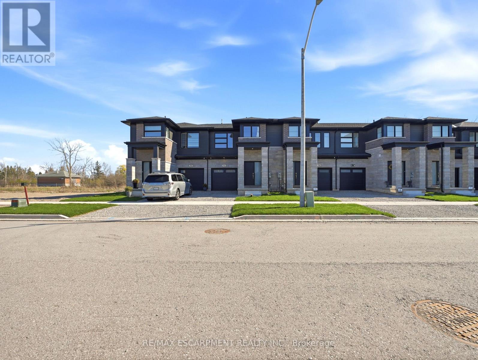 763 Bradford Avenue, Fort Erie, Ontario  L2A 0H3 - Photo 4 - X13052744