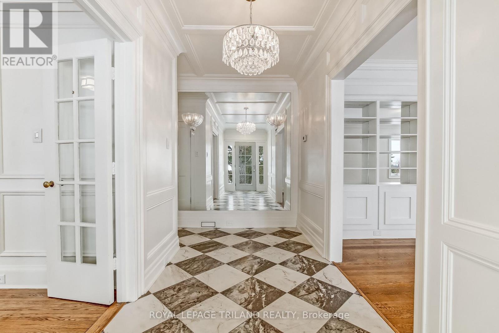 1965 Highland Heights, London South, Ontario  N6C 6C4 - Photo 11 - X12670878