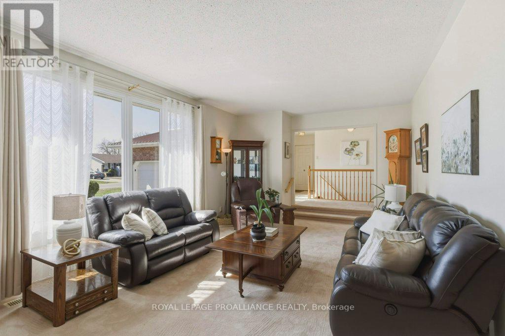 5320 Maple Street, Edwardsburgh/cardinal, Ontario  K0E 1E0 - Photo 10 - X13053064