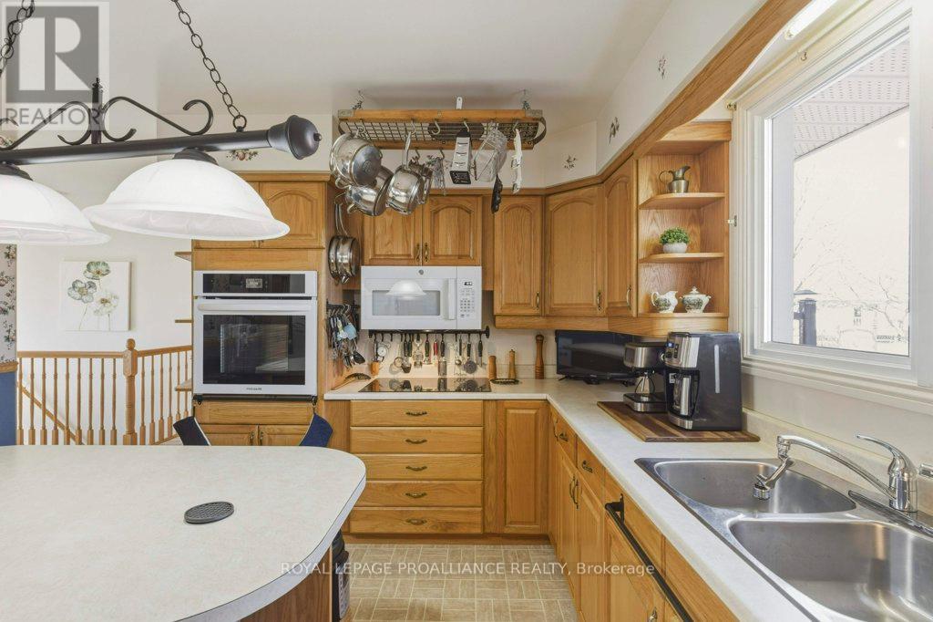 5320 Maple Street, Edwardsburgh/cardinal, Ontario  K0E 1E0 - Photo 19 - X13053064