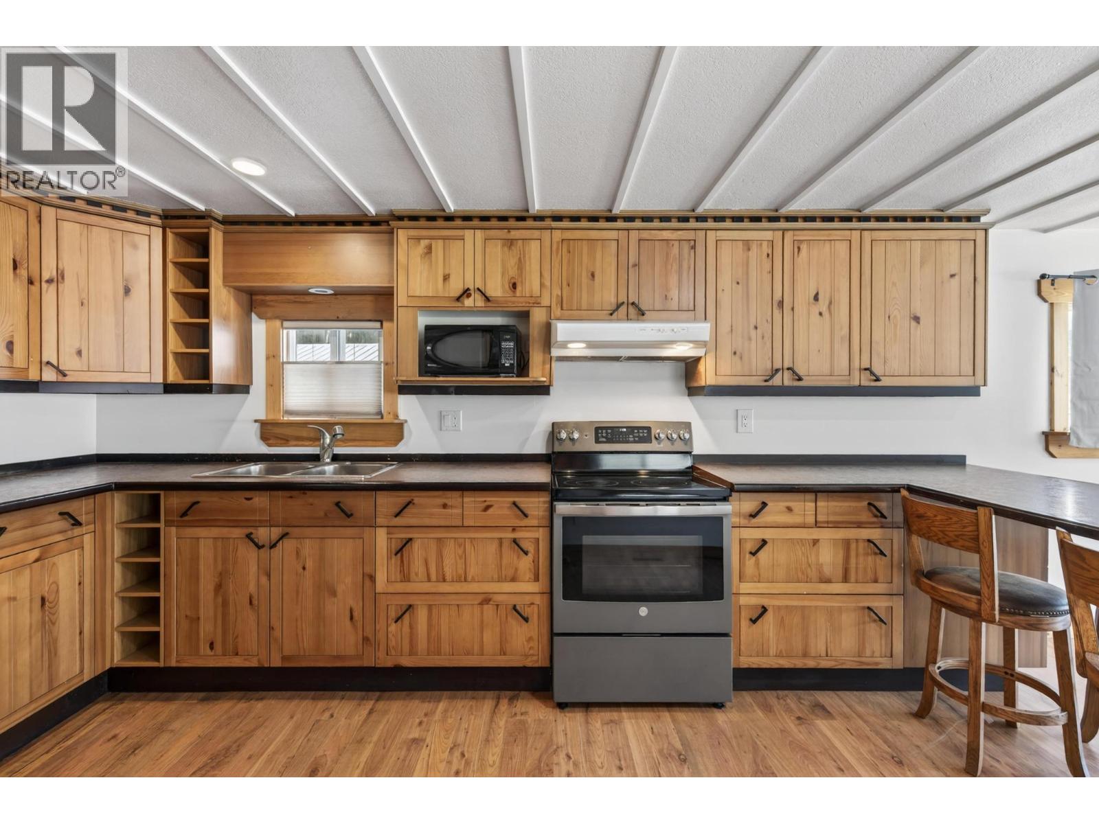 1400 12th Street Unit# 10, Golden, British Columbia  V0A 1H1 - Photo 13 - 10385125