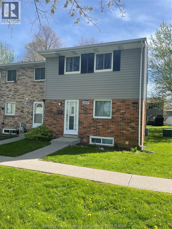 2808 MEADOWBROOK LANE Unit# 17, Windsor, Ontario
