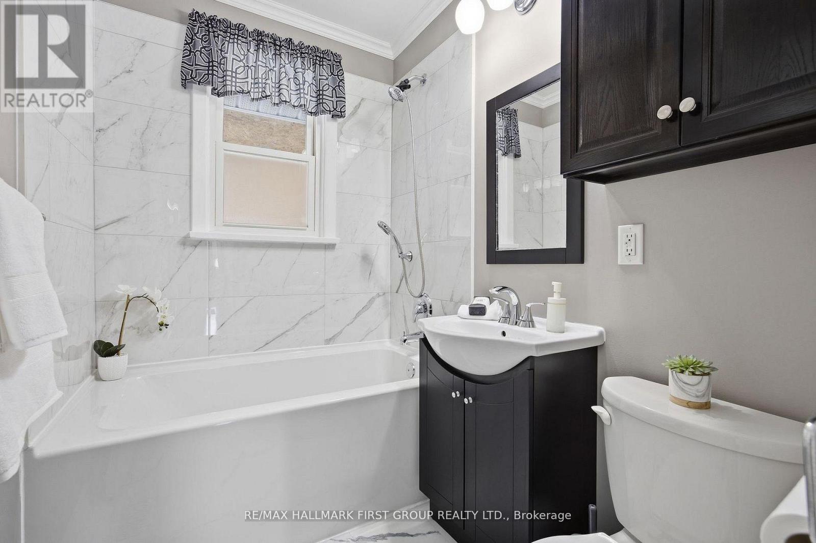 924 Mccullough Drive, Whitby, Ontario  L1N 1C6 - Photo 22 - E13052984