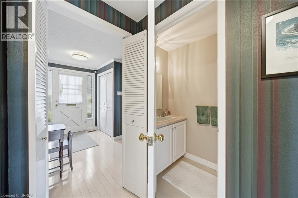 37 Parkview Crescent, Kitchener, Ontario  N2A 1M1 - Photo 13 - 40824839