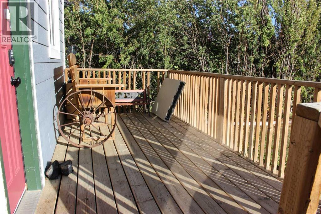 556 Rogers Avenue, Picture Butte, Alberta  T0K 1V0 - Photo 24 - A2305842