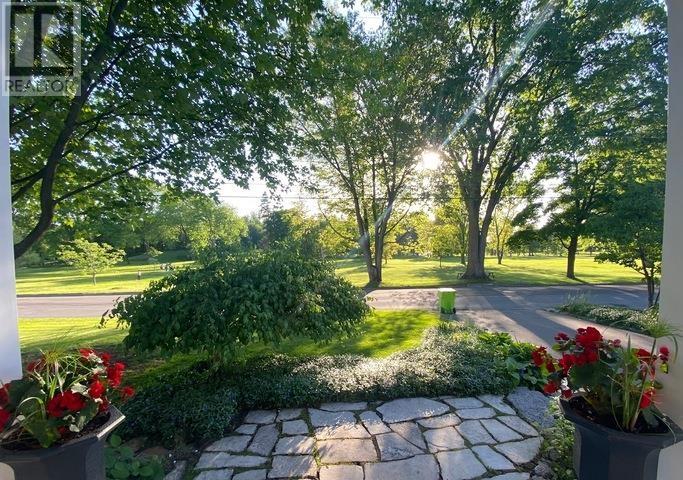 62 Lake St, Sault Ste. Marie, Ontario  P6A 4A5 - Photo 12 - SM260523