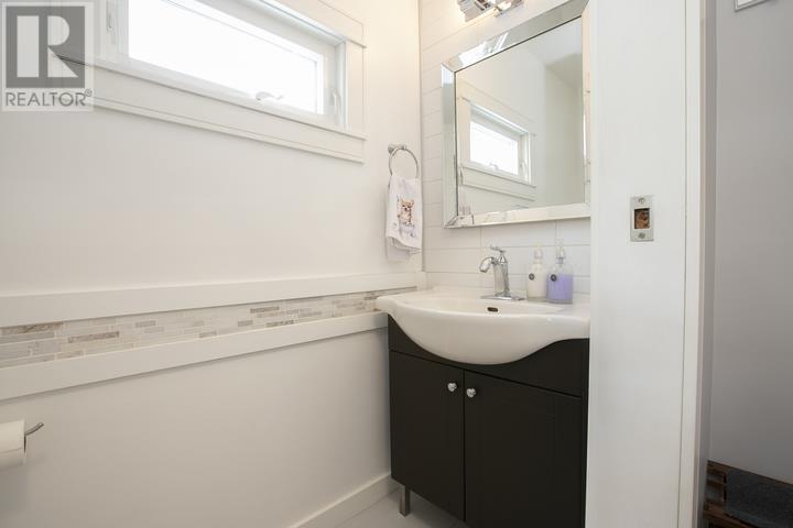 62 Lake St, Sault Ste. Marie, Ontario  P6A 4A5 - Photo 27 - SM260523