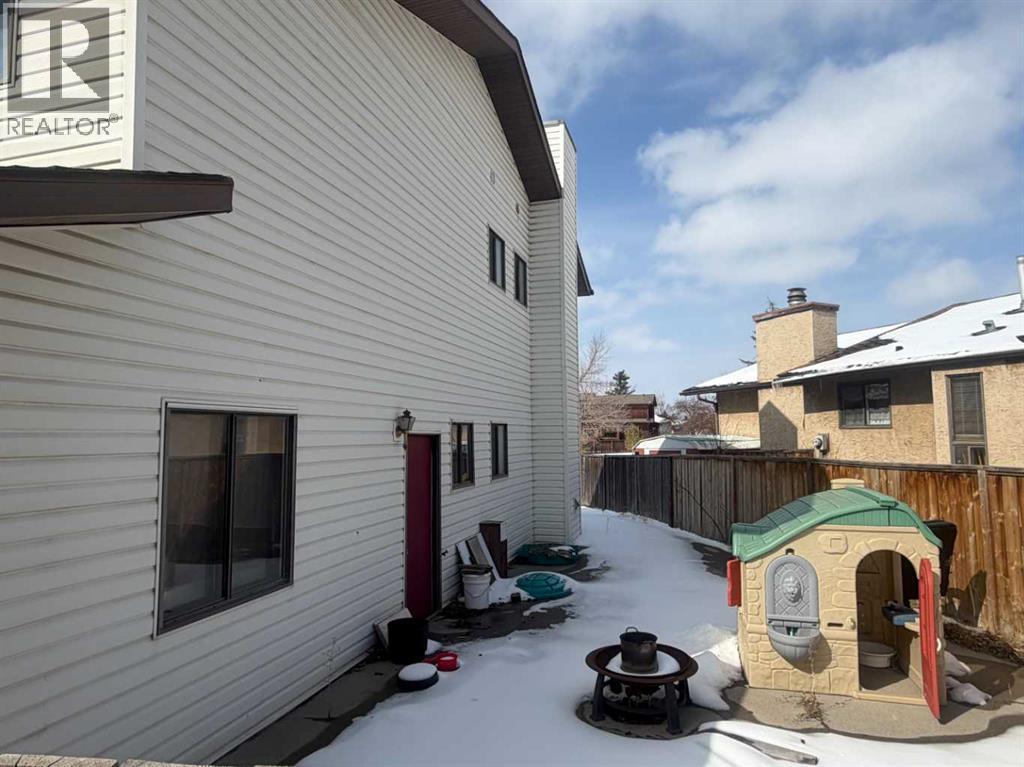 9 Whiteram Hill Ne, Calgary, Alberta  T1Y 5T2 - Photo 4 - A2297968