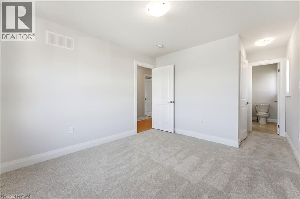 19 Woodvalley Court, Hamilton, Ontario  L9B 2S7 - Photo 21 - 40824127