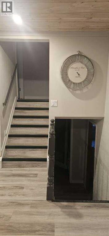 5489 51 Avenue, Lacombe, Alberta  T4L 1K9 - Photo 5 - A2300381