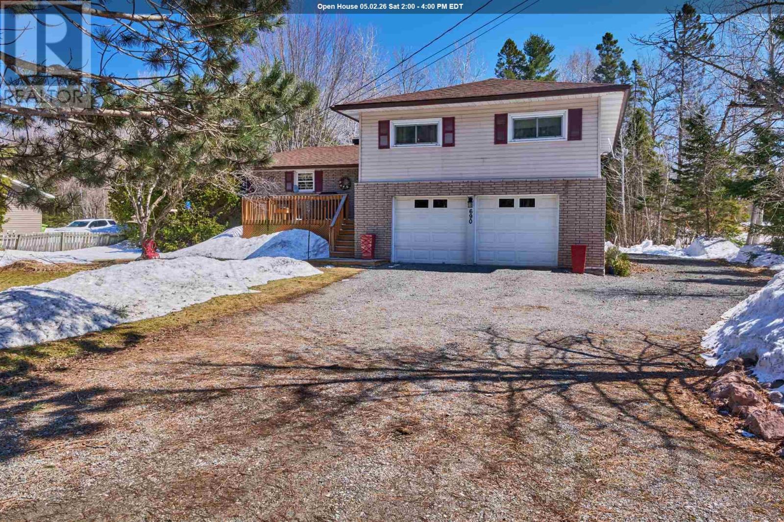 690 Walls Side RD, Sault Ste. Marie, Ontario