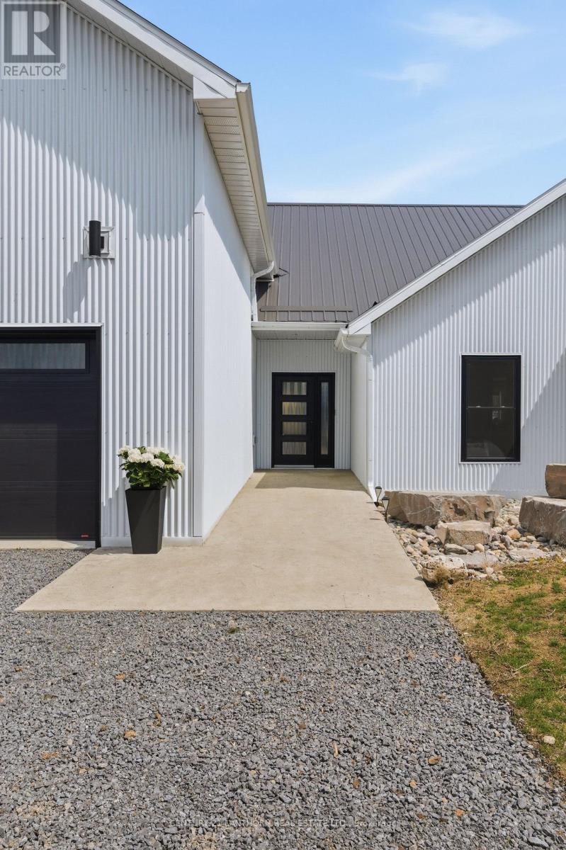 2654 County Road 5, Prince Edward County, Ontario  K0K 1W0 - Photo 10 - X13052764