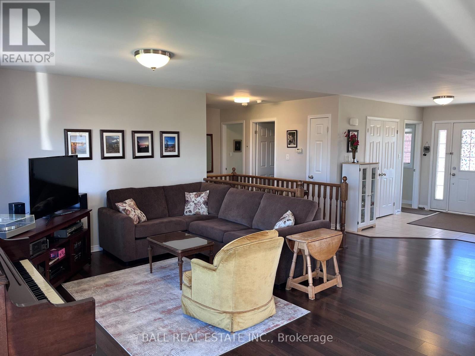 6 Maple Avenue E, Asphodel-Norwood, Ontario  K0L 2V0 - Photo 5 - X13052970