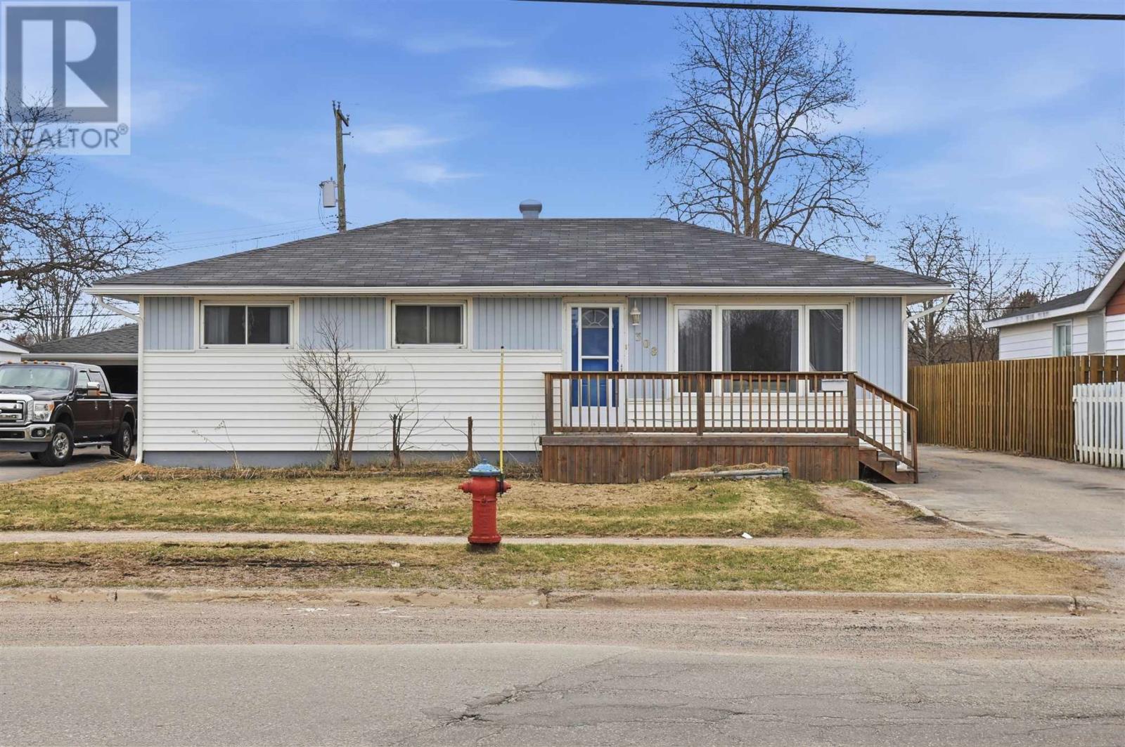 308 Boundary RD, Sault Ste. Marie, Ontario