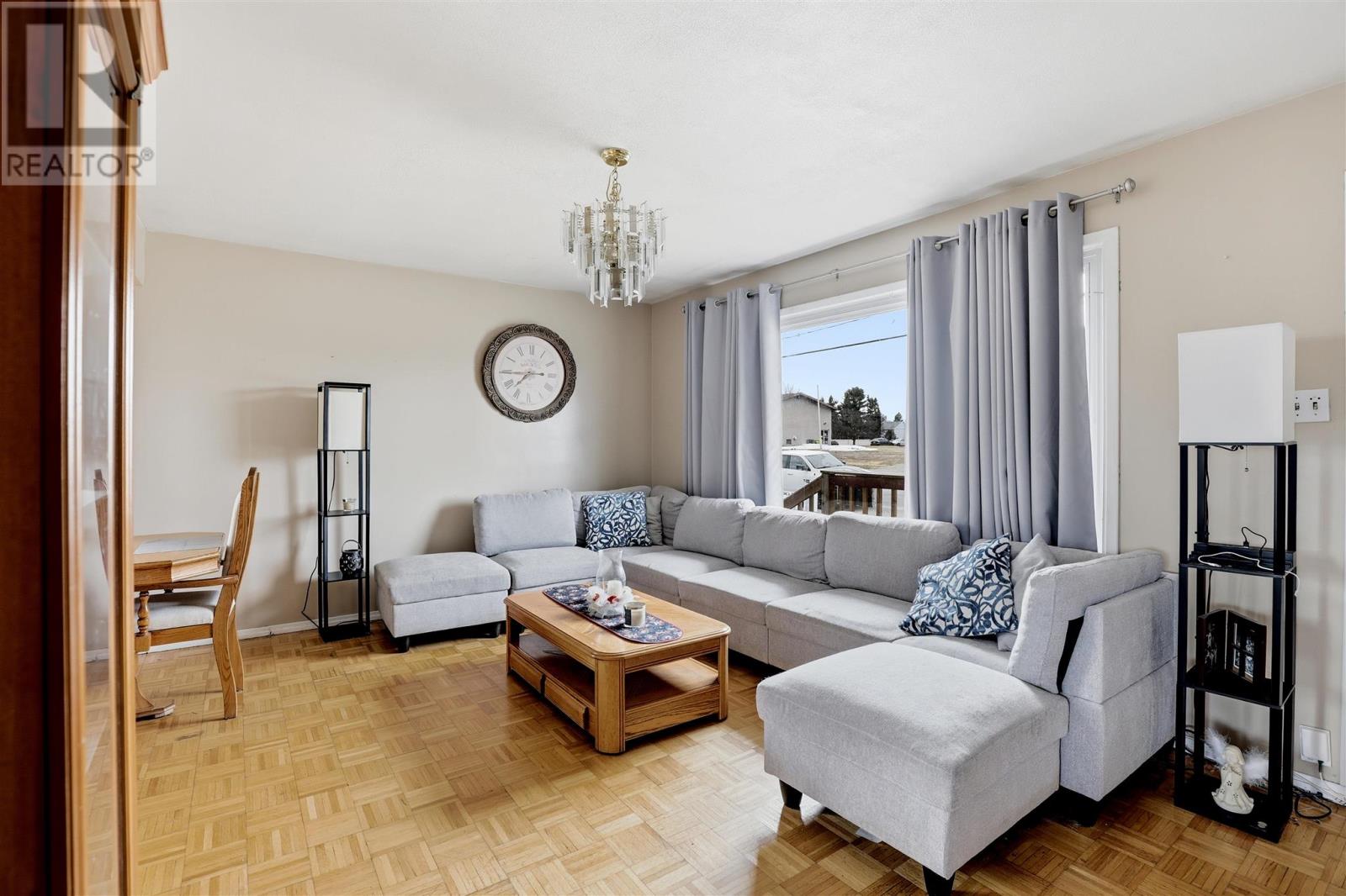 308 Boundary Rd, Sault Ste. Marie, Ontario  P6A 5C1 - Photo 6 - SM260790