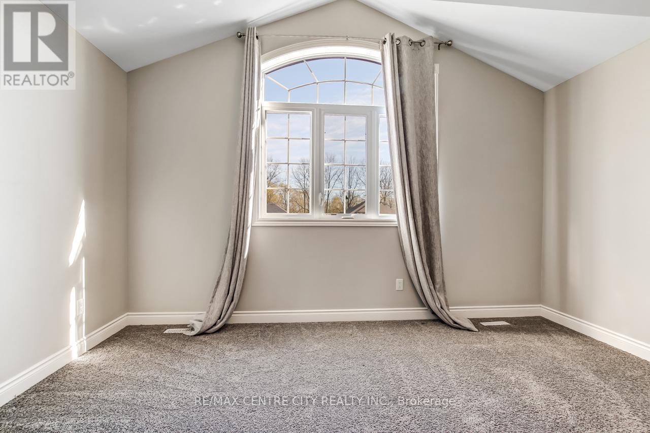 12 Pebble Beach Court, St. Thomas, Ontario  N5R 0C5 - Photo 18 - X13052808