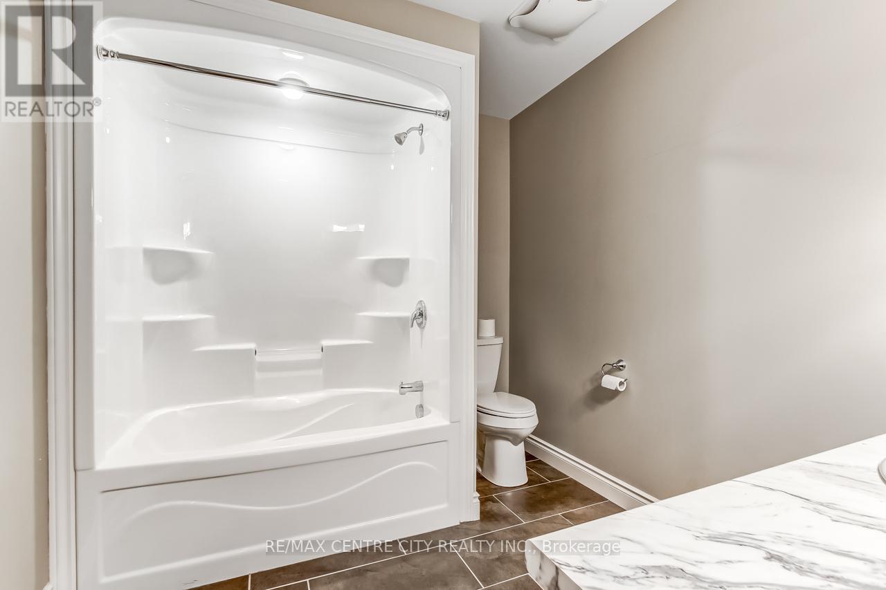 12 Pebble Beach Court, St. Thomas, Ontario  N5R 0C5 - Photo 19 - X13052808