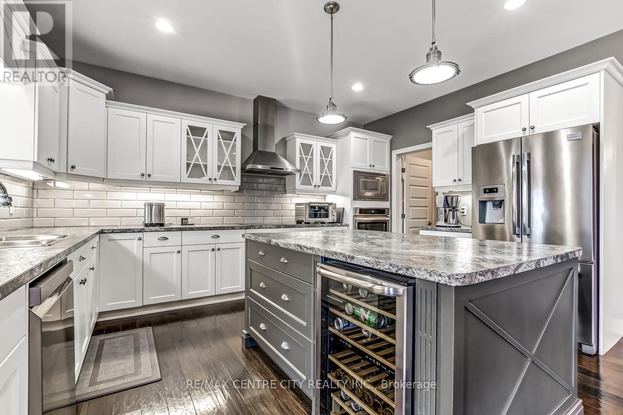 12 Pebble Beach Court, St. Thomas, Ontario  N5R 0C5 - Photo 9 - X13052808