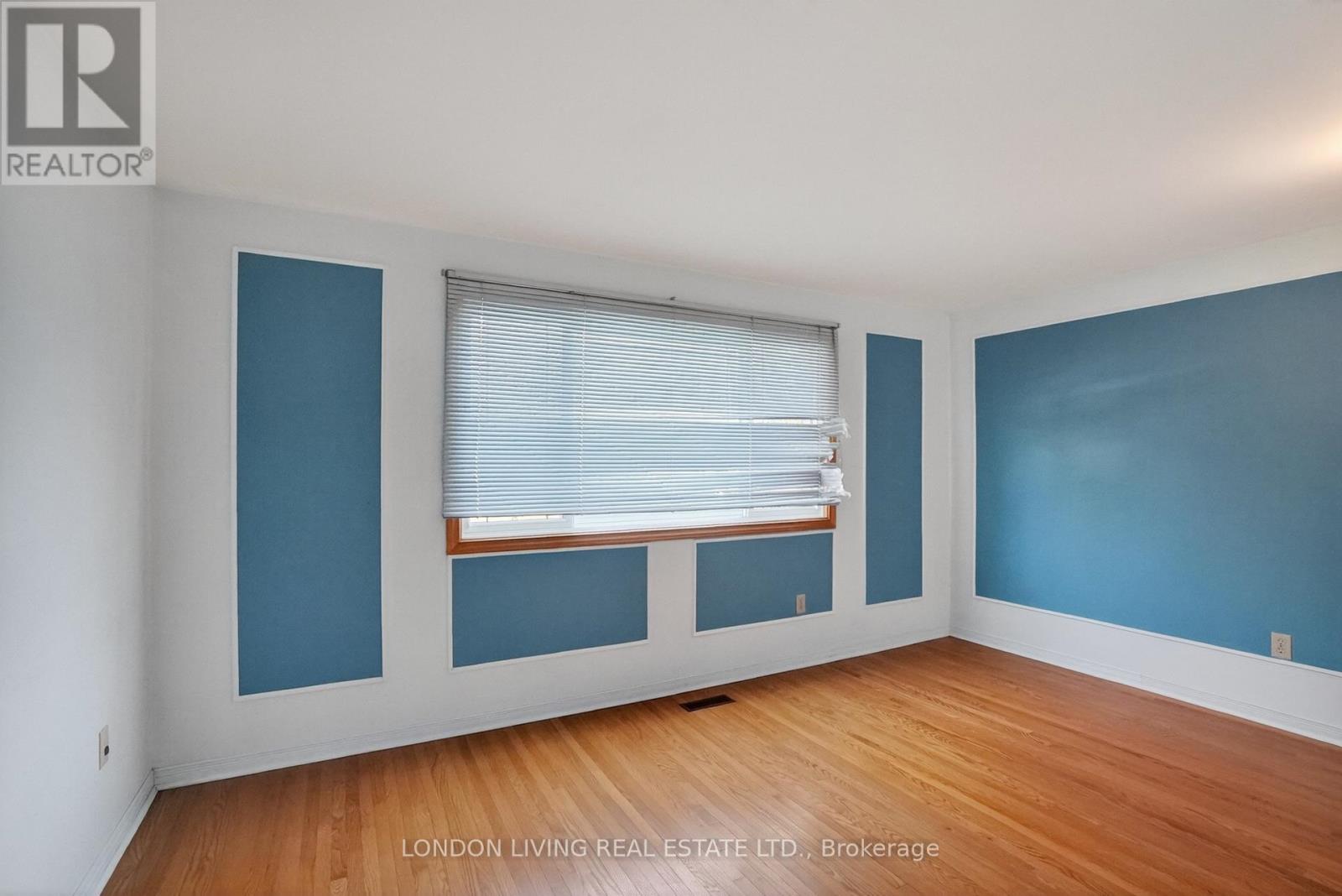 172 Meridene Crescent W, London North, Ontario  N5X 1G2 - Photo 12 - X13053036