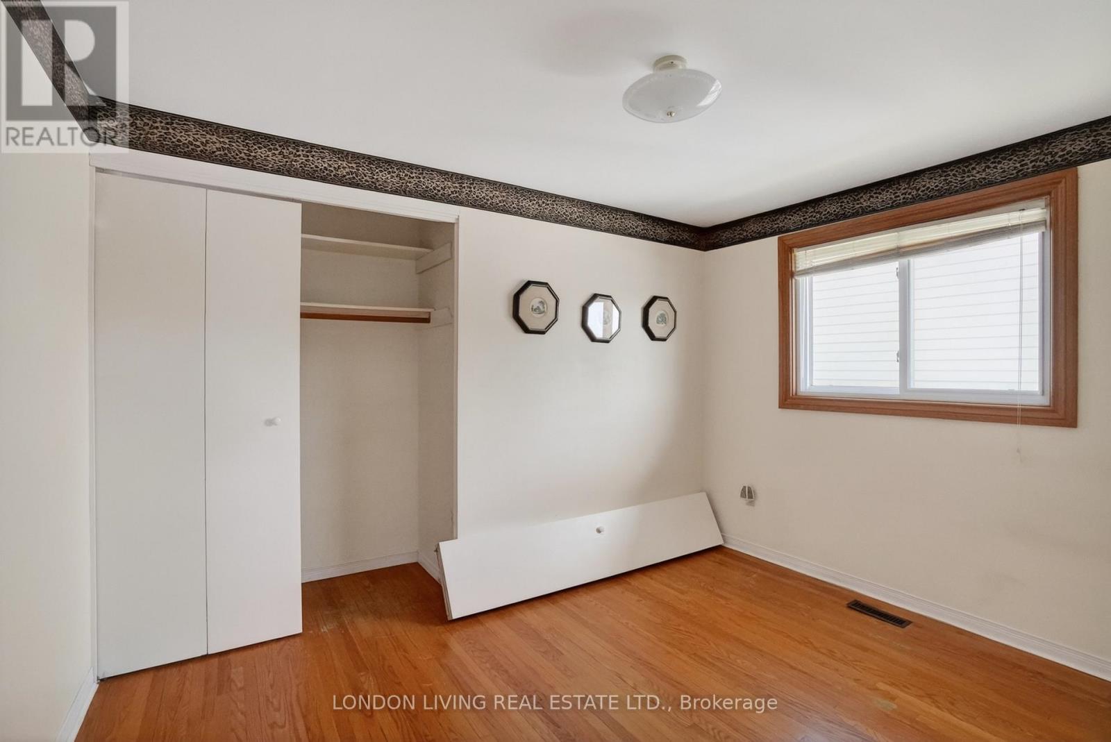 172 Meridene Crescent W, London North, Ontario  N5X 1G2 - Photo 15 - X13053036