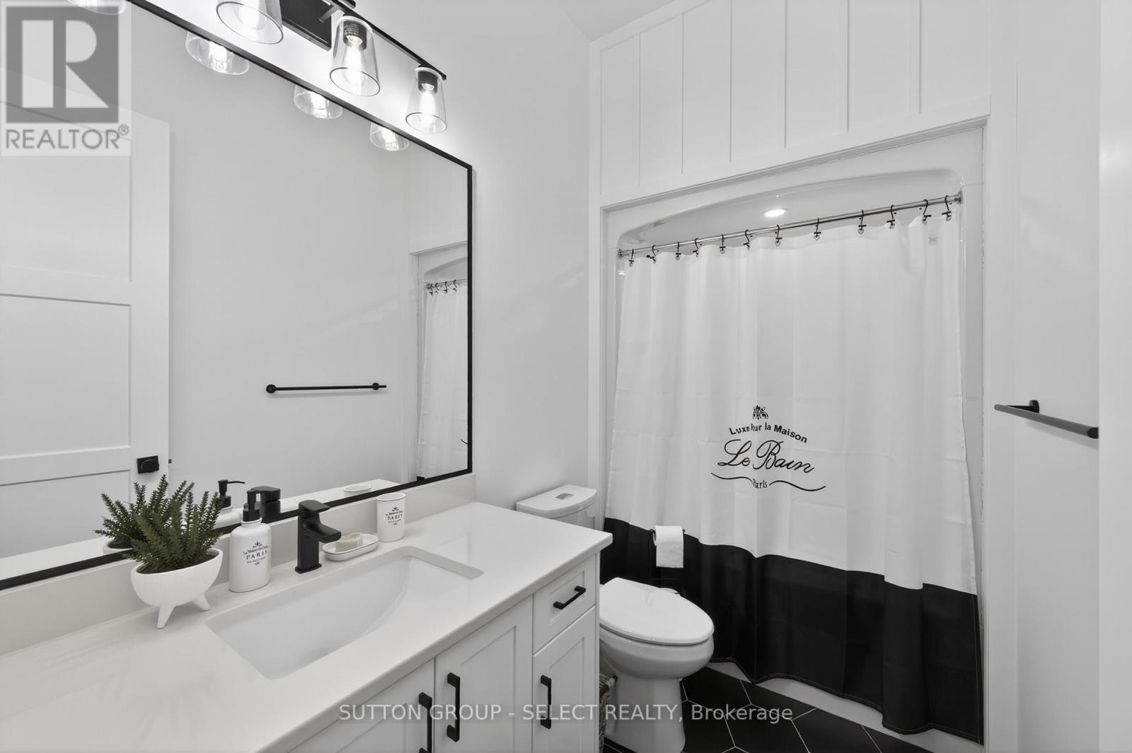 127 Optimist Drive, Southwold, Ontario  N5P 0G2 - Photo 25 - X13053068