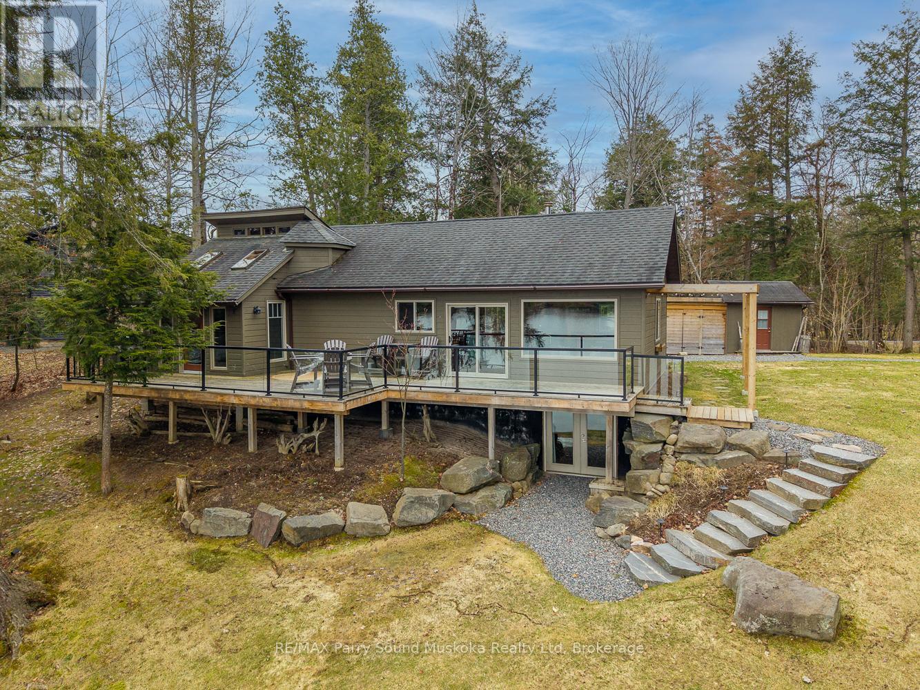 67 SUNNYSHORE PARK DRIVE, McKellar, Ontario