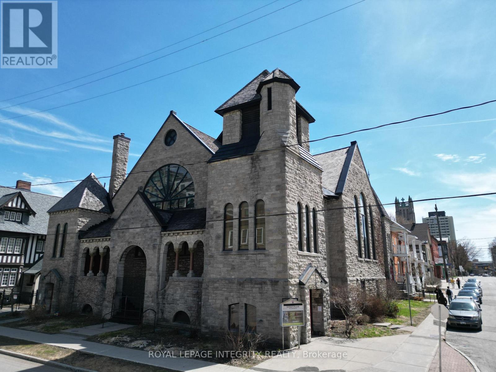 473 Cumberland Street, Ottawa, Ontario  K1N 6E7 - Photo 1 - X13052888