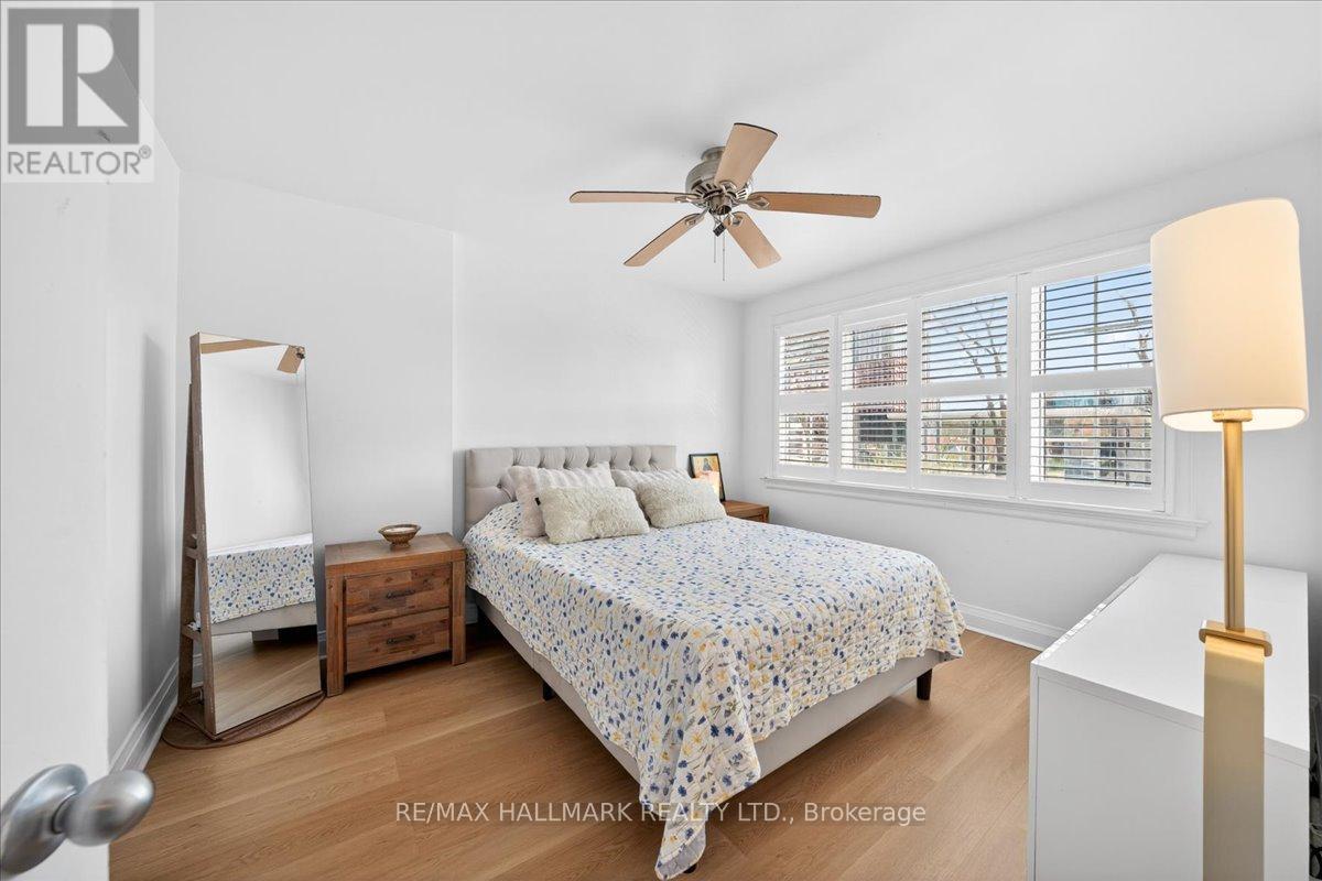 910 Eglinton Avenue E, Toronto, Ontario  M4G 2L3 - Photo 7 - C13049780