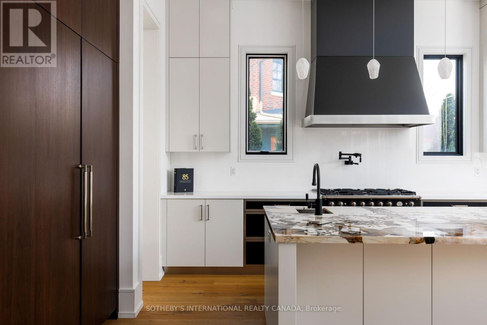 85 Kingsway Crescent, Toronto, Ontario  M8X 2R8 - Photo 10 - W13046780