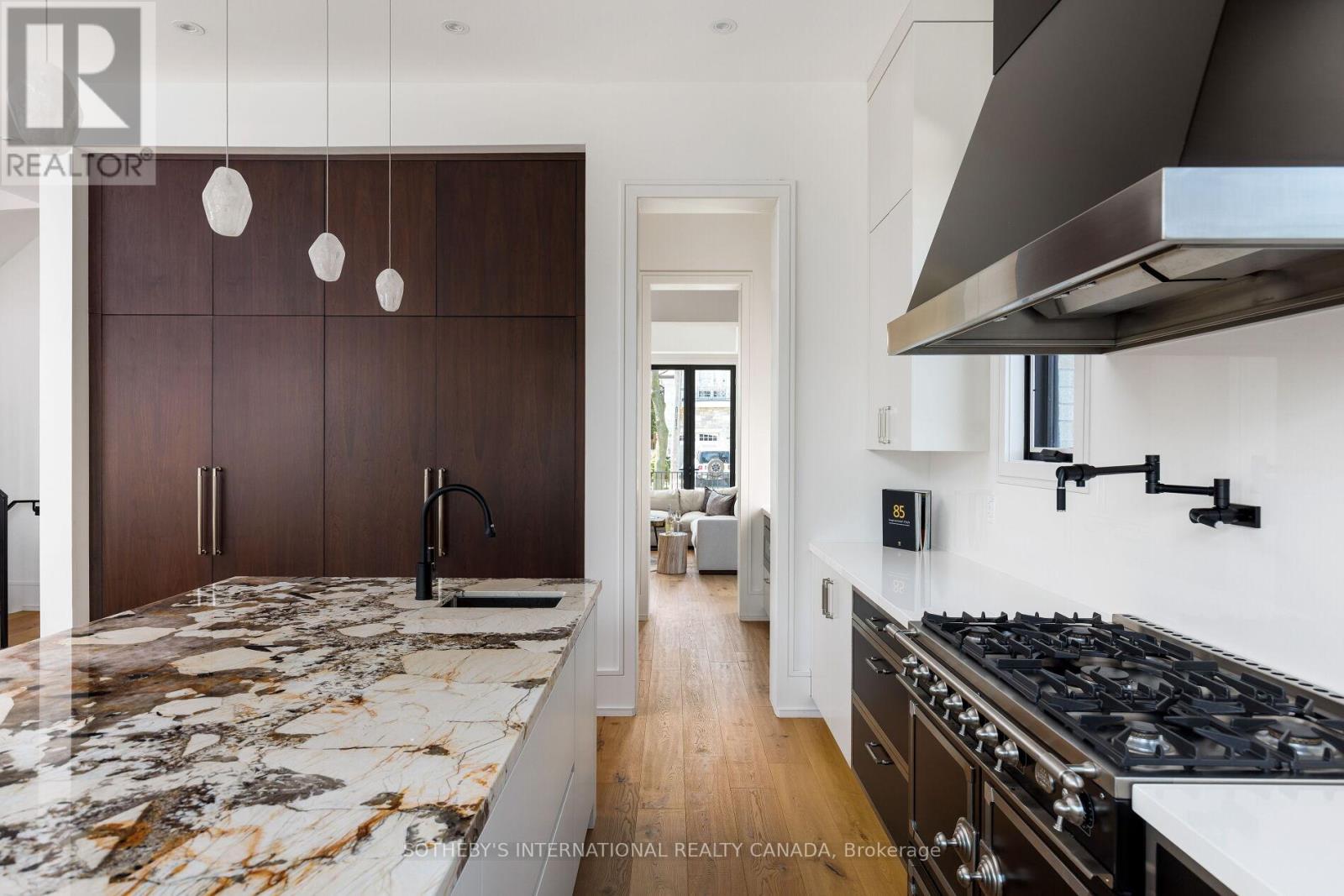 85 Kingsway Crescent, Toronto, Ontario  M8X 2R8 - Photo 14 - W13046780