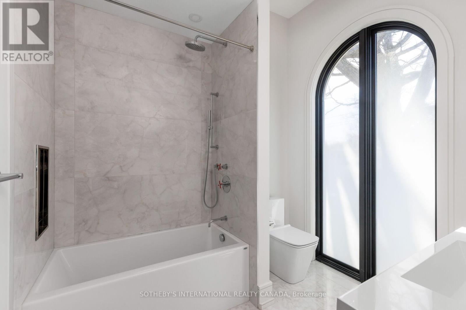 85 Kingsway Crescent, Toronto, Ontario  M8X 2R8 - Photo 28 - W13046780