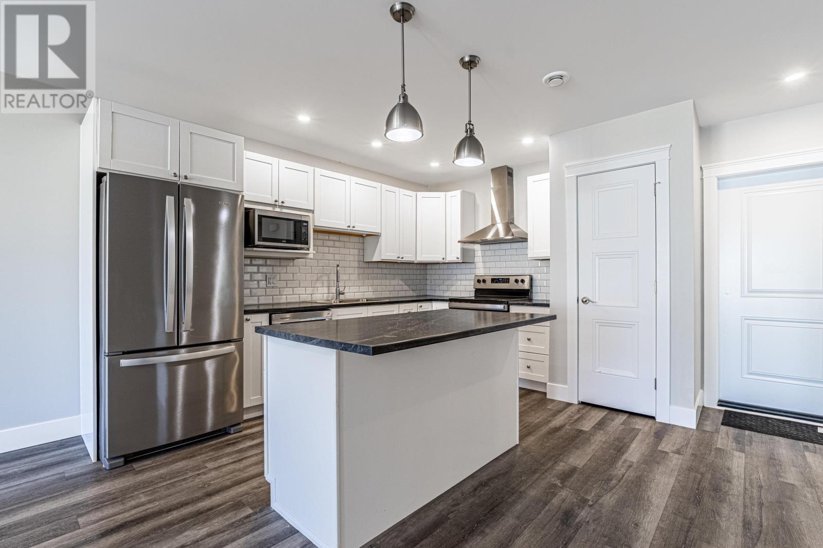 10 Aidan Street, Charlottetown, Prince Edward Island  C1E 3R1 - Photo 4 - 202608823