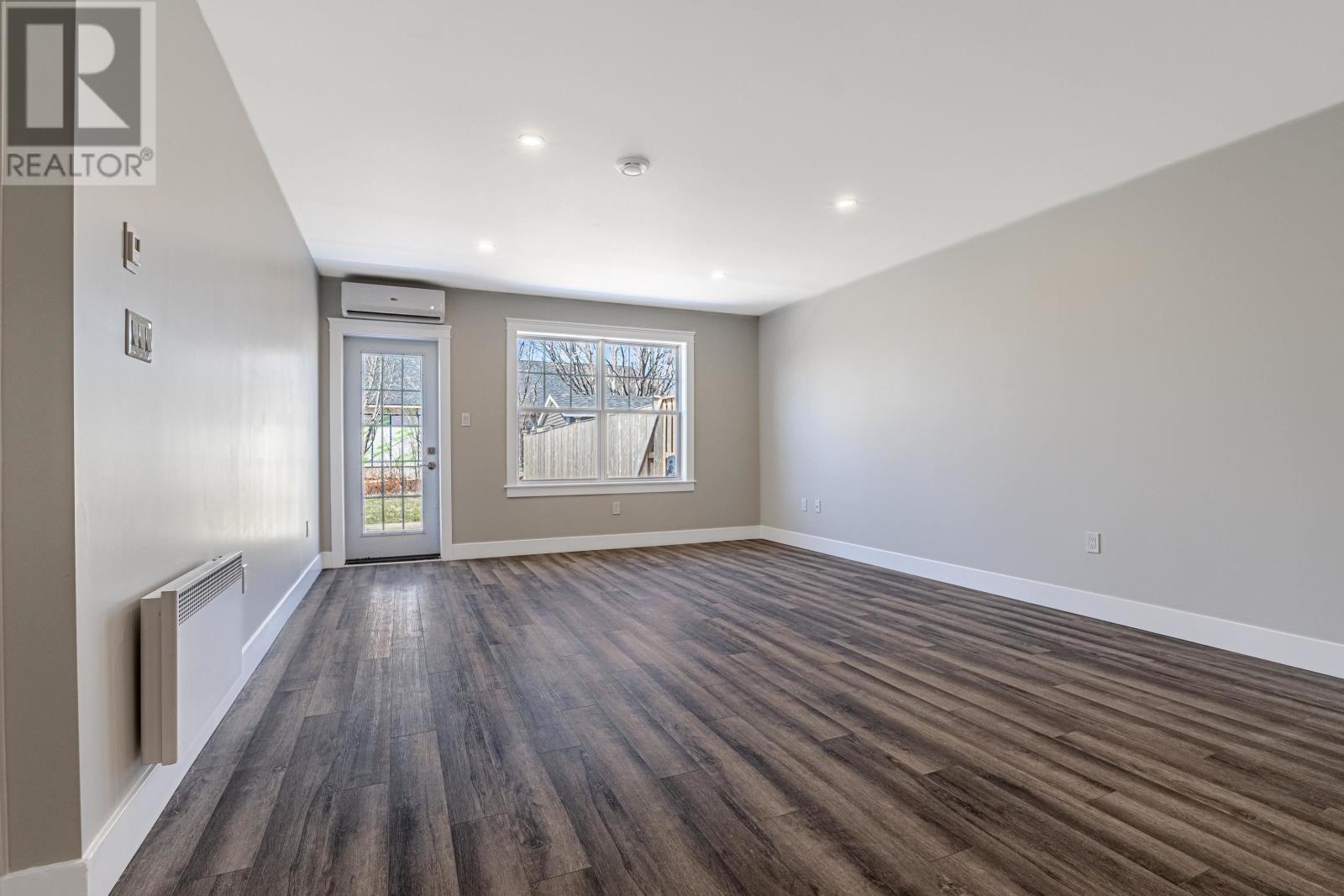 10 Aidan Street, Charlottetown, Prince Edward Island  C1E 3R1 - Photo 7 - 202608823