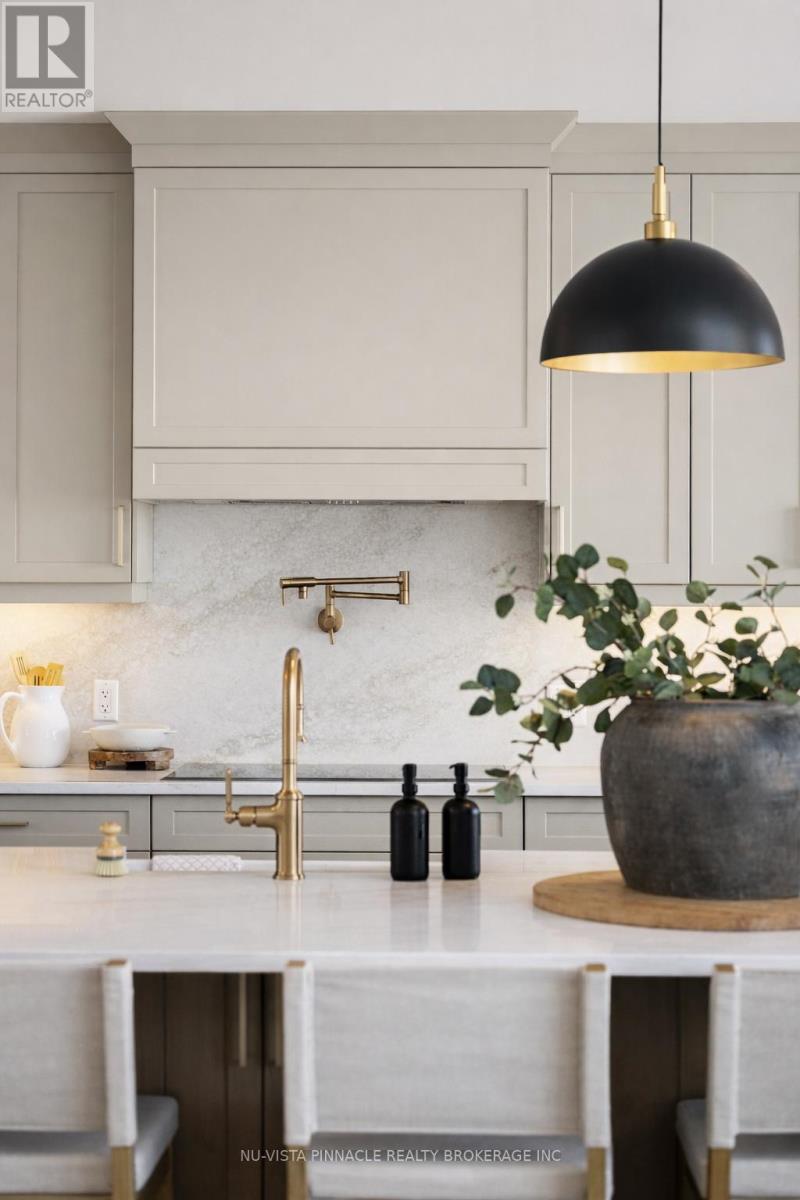 202 Harvest Lane, Thames Centre, Ontario  N0L 1G2 - Photo 38 - X12660874