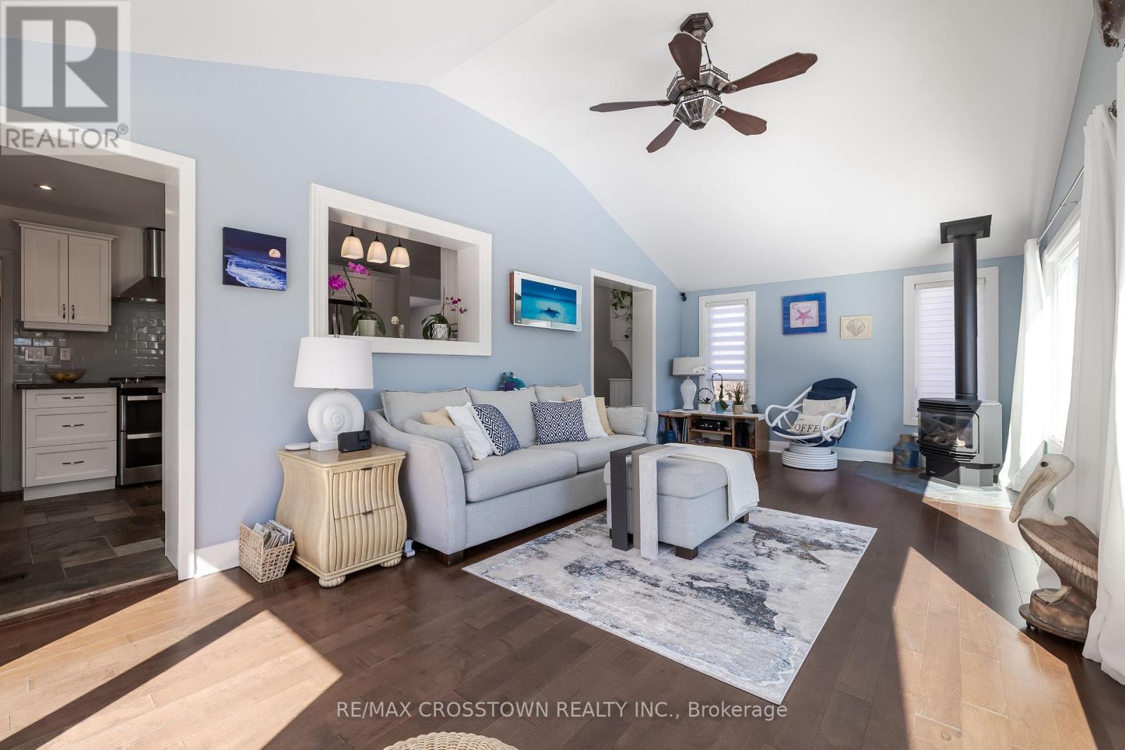 11 Castle Drive, Barrie, Ontario  L4N 1P7 - Photo 14 - S12956460