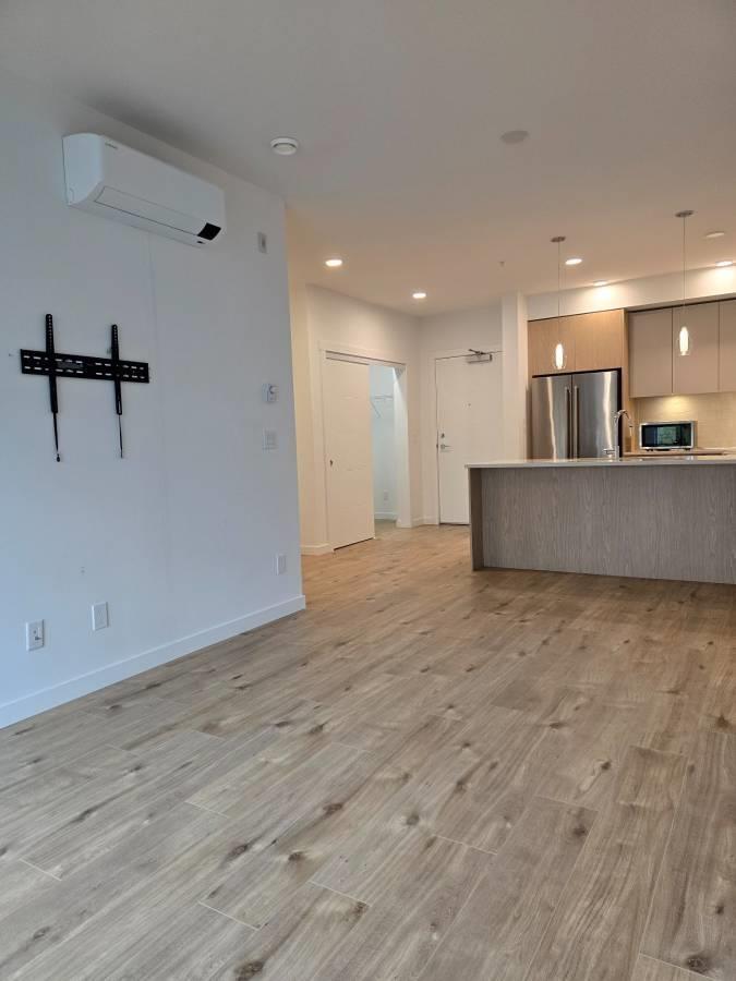 311 3182 Gladwin Rd, Abbotsford, British Columbia  V2T 0K8 - Photo 6 - R3080056