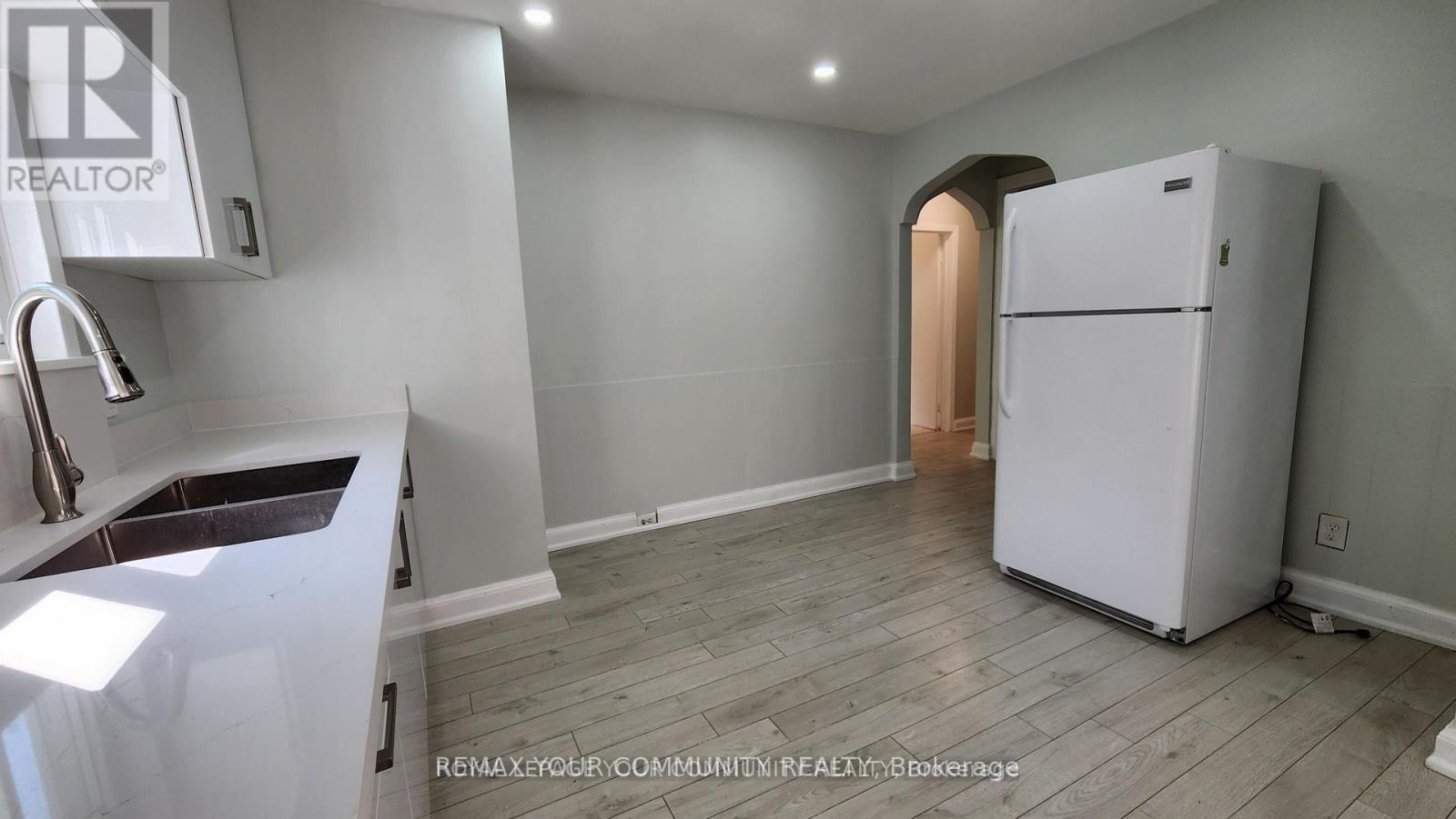 207 Olive Avenue, Toronto, Ontario  M2N 4P5 - Photo 5 - C13052754