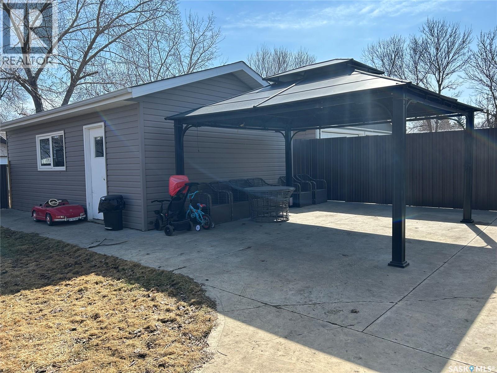 488 Willow Bay, Estevan, Saskatchewan  S4A 2G4 - Photo 43 - SK031633