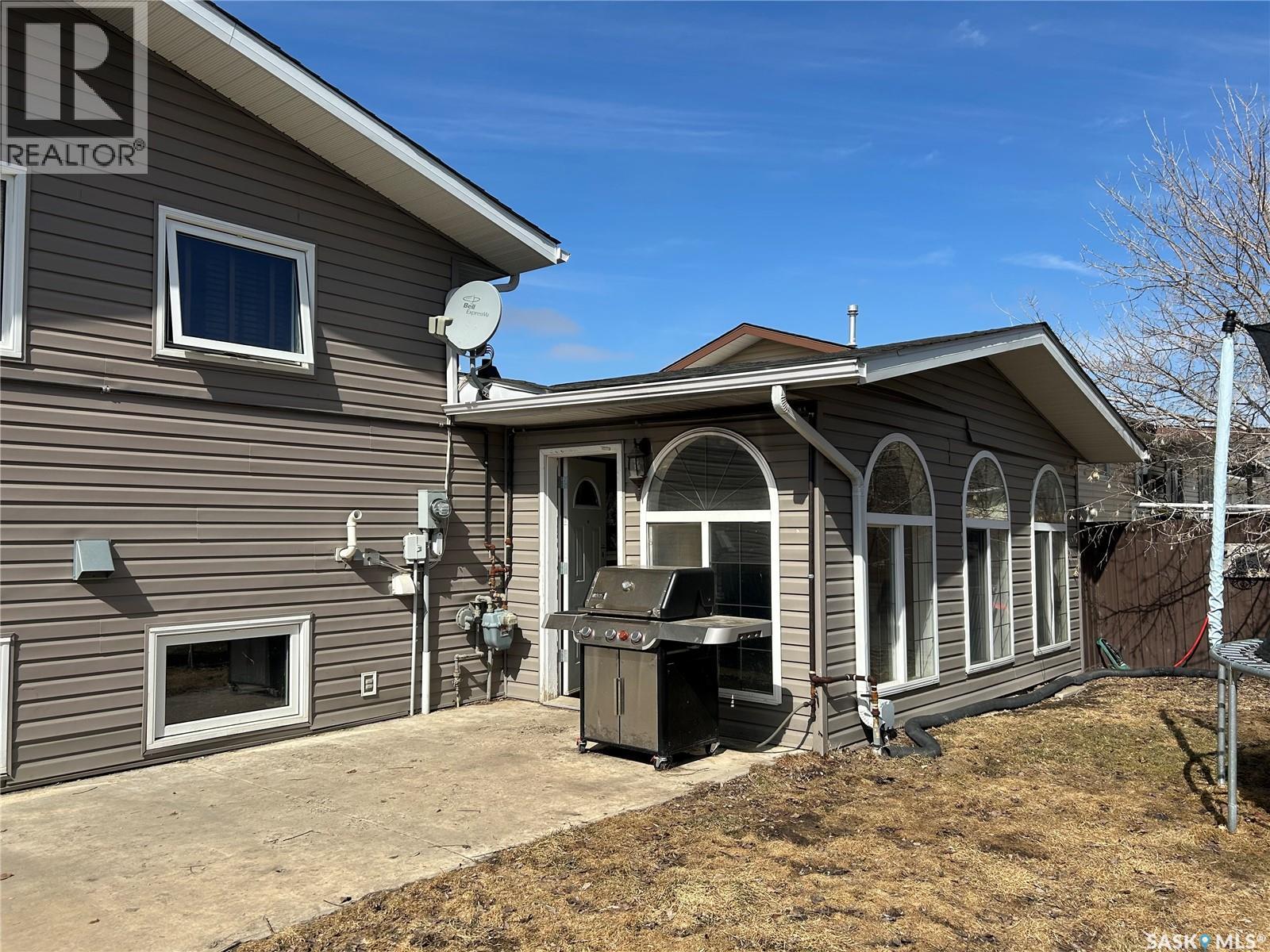488 Willow Bay, Estevan, Saskatchewan  S4A 2G4 - Photo 36 - SK031633