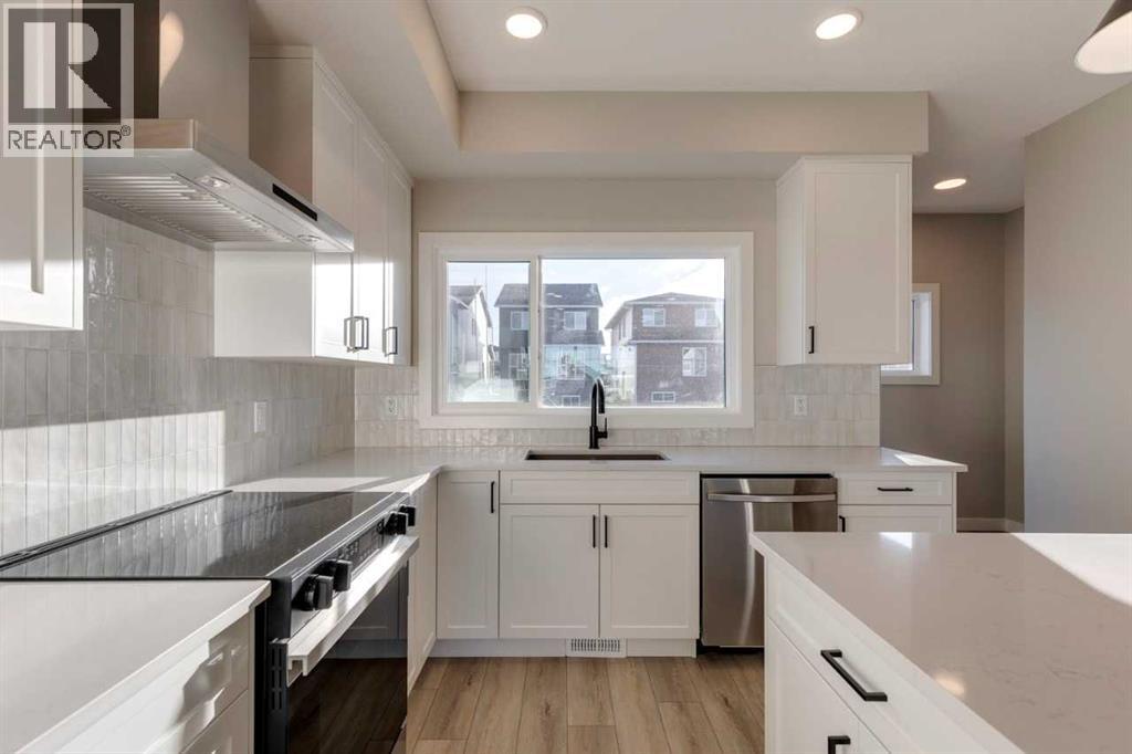 315 Fireside Drive, Cochrane, Alberta  T4C 2L6 - Photo 19 - A2283383