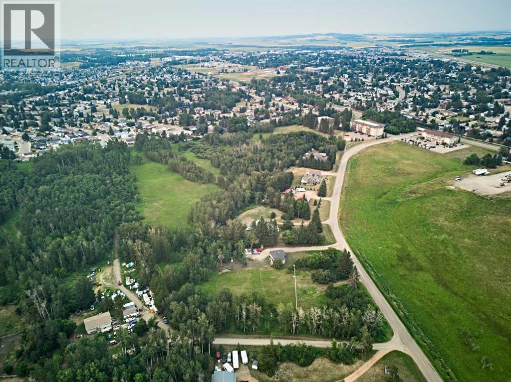 5400 Davies Street, Innisfail, Alberta  T4G 1E3 - Photo 9 - A2284930